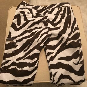 Adorable cropped brown animal print pants!